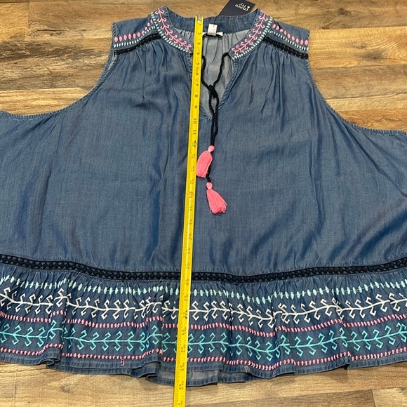 NEW ! Crown & Ivy Blue Embellished Blouse with Tie Front - Picture 8 of 8